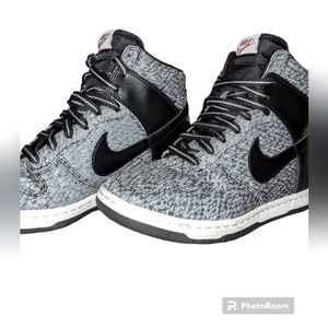 Nike Sky Hi Hidden Wedge Sneaker